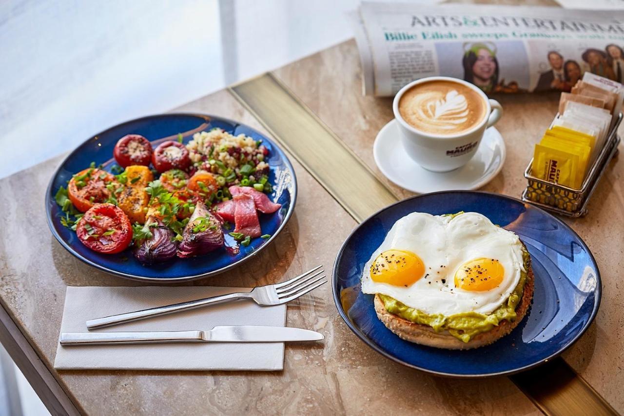 โรงแรมอินดิโก เทลอาวีฟ - ไดมอนด์ ดิสตริก Giv'atayim ภายนอก รูปภาพ Breakfast at the Café du Marché