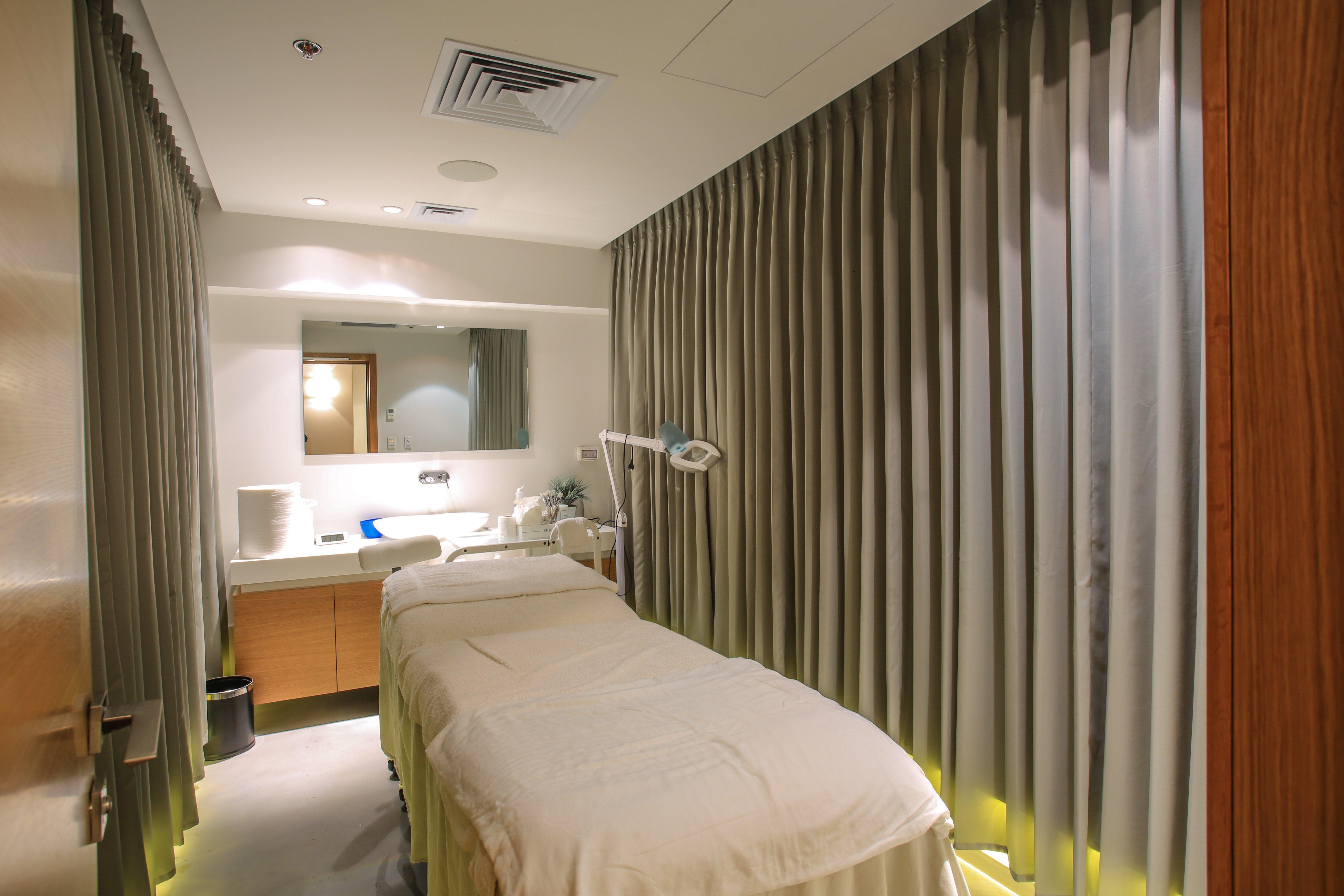 โรงแรมอินดิโก เทลอาวีฟ - ไดมอนด์ ดิสตริก Giv'atayim ภายนอก รูปภาพ A treatment room at the spa