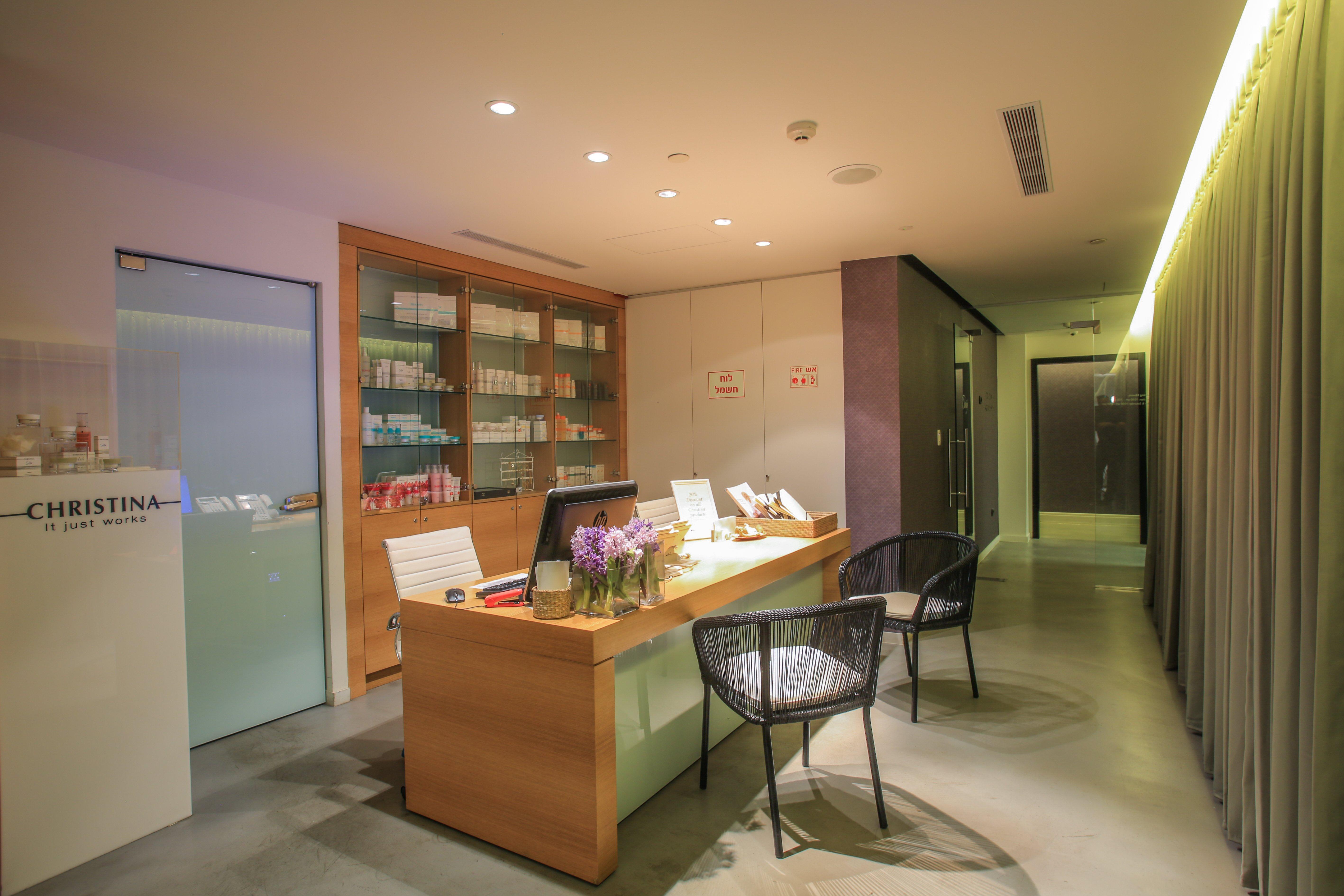 โรงแรมอินดิโก เทลอาวีฟ - ไดมอนด์ ดิสตริก Giv'atayim ภายนอก รูปภาพ Clinic reception area