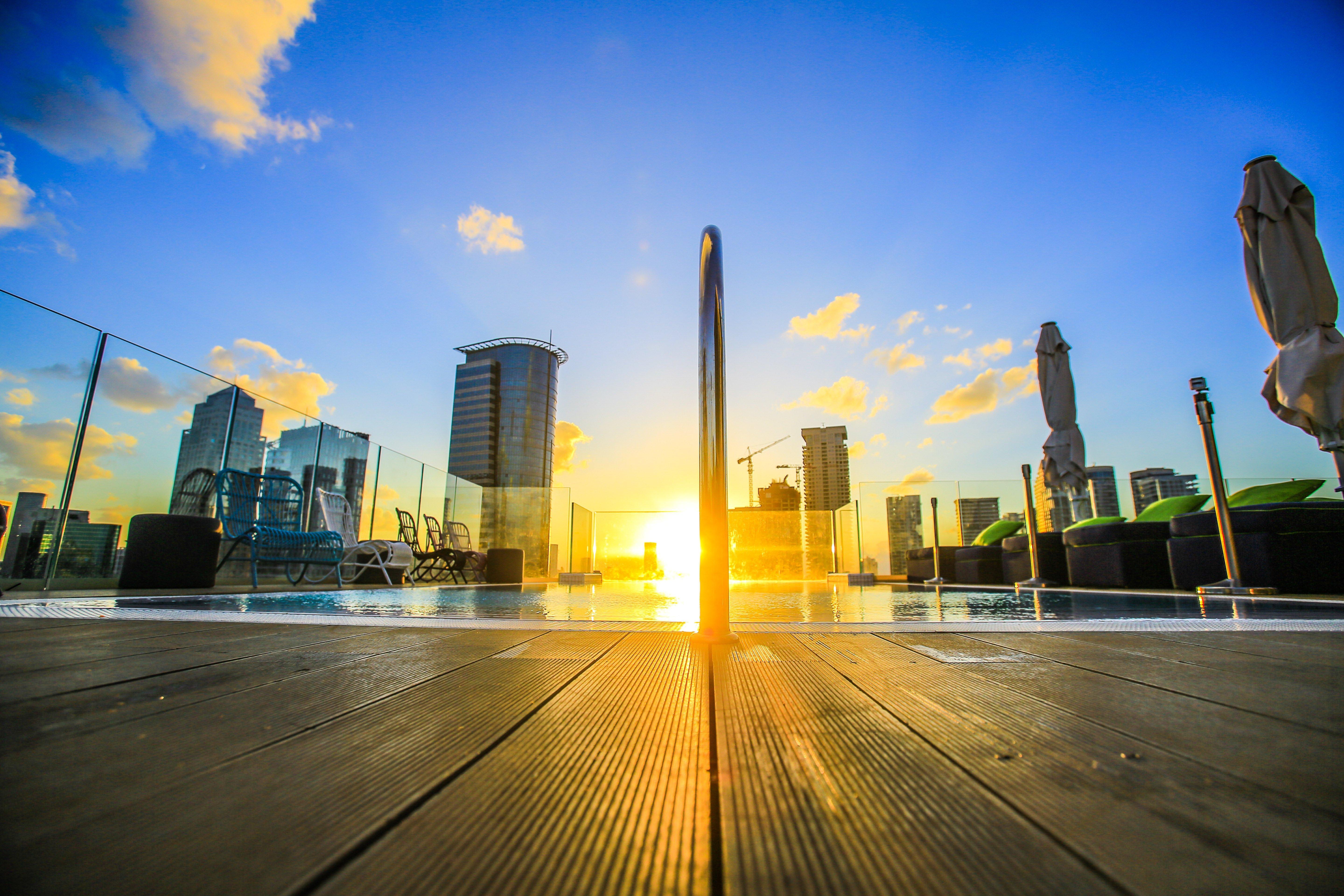 โรงแรมอินดิโก เทลอาวีฟ - ไดมอนด์ ดิสตริก Giv'atayim ภายนอก รูปภาพ The skyline of the new city